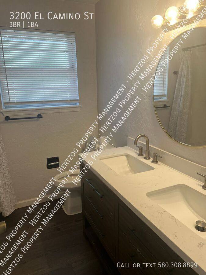 House for rent at 3200 El Camino St, Ponca City, OK 74604