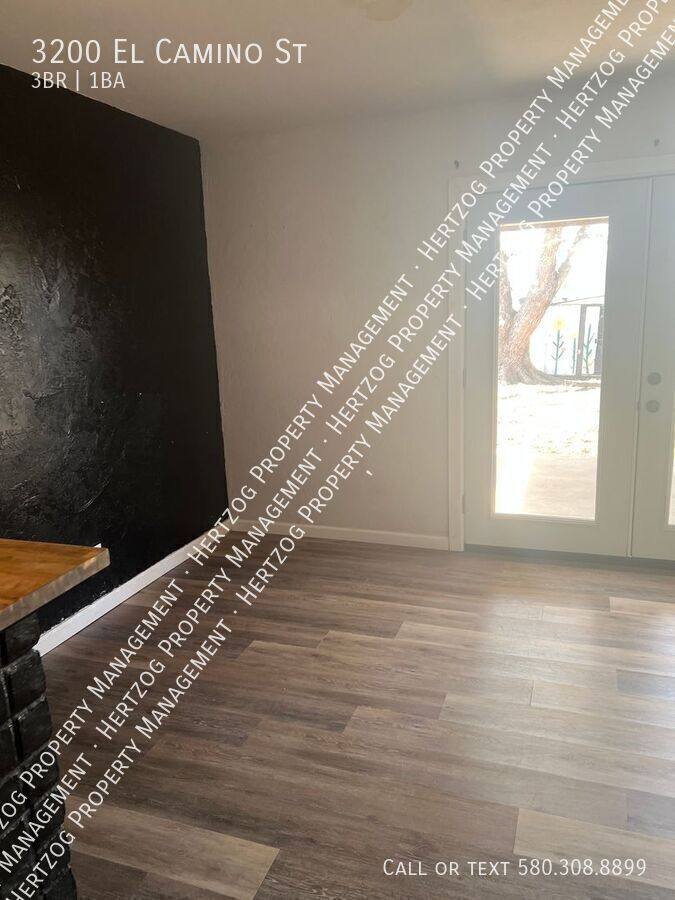 House for rent at 3200 El Camino St, Ponca City, OK 74604
