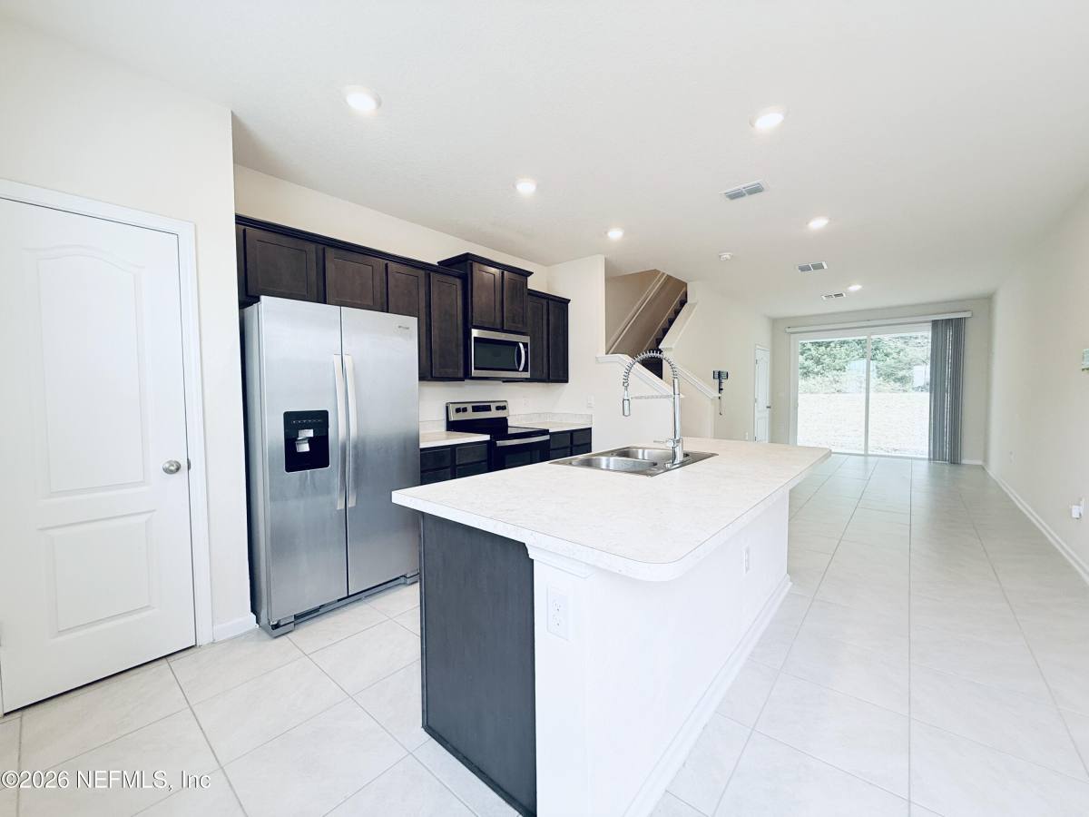 Townhouse for rent at 847 Gate Run Rd #847, Jacksonville, FL 32211