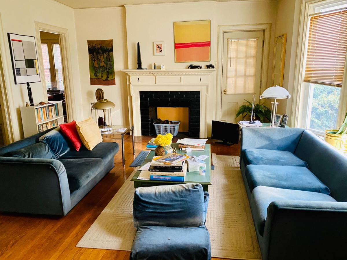 Apartment for rent at 4506 Monument Ave, Richmond, VA 23230