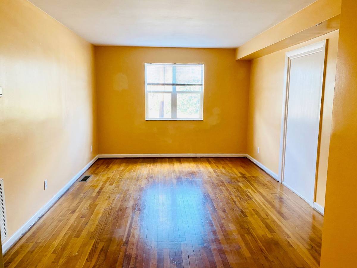 Apartment for rent at 3514 Park Ave, Richmond, VA 23221