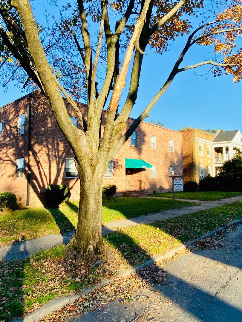 Apartment for rent at 3514 Park Ave, Richmond, VA 23221