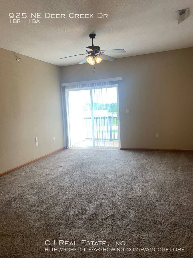 Apartment for rent at 925 NE Deer Creek Dr, Grain Valley, MO 64029