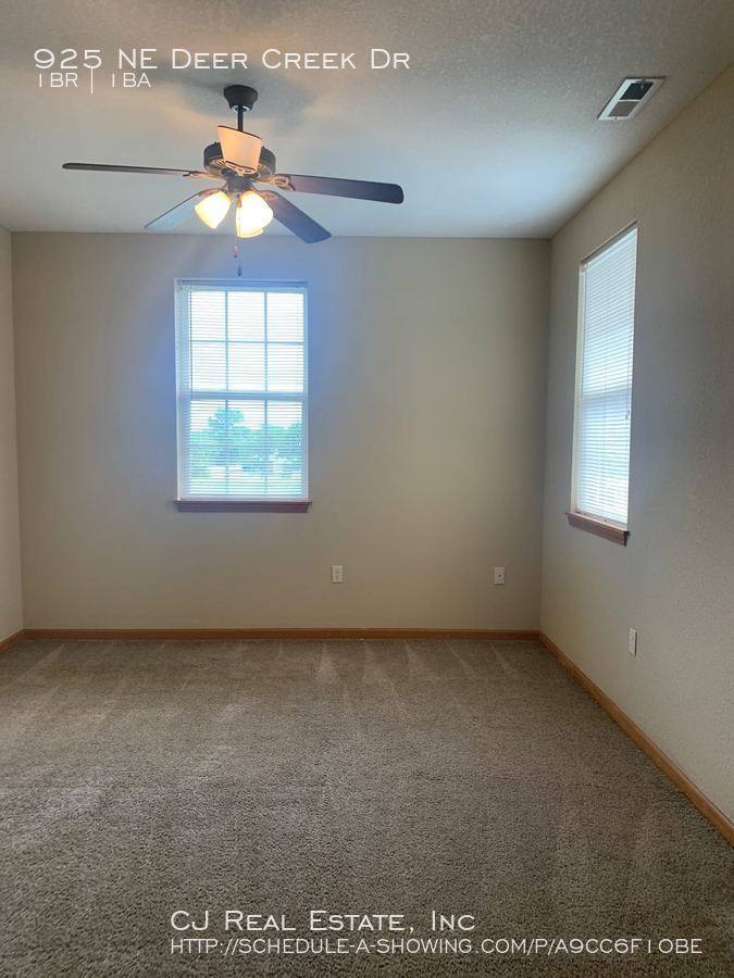 Apartment for rent at 925 NE Deer Creek Dr, Grain Valley, MO 64029