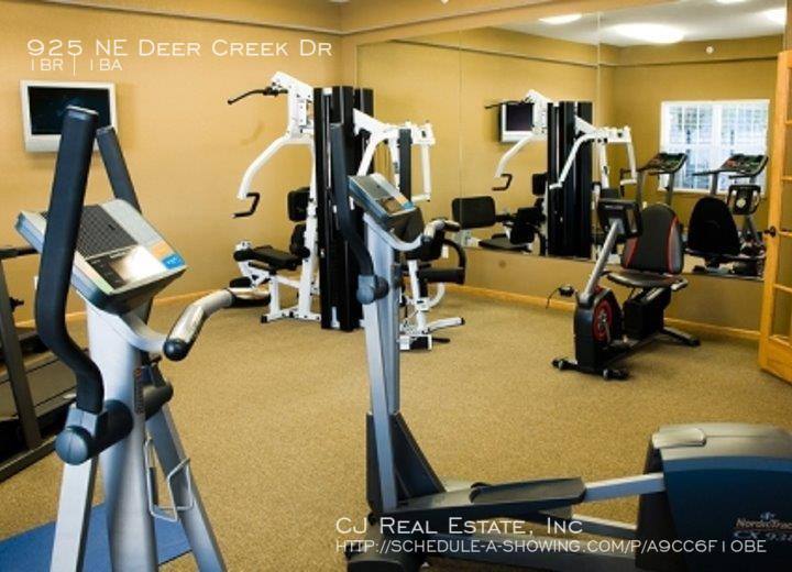 Apartment for rent at 925 NE Deer Creek Dr, Grain Valley, MO 64029