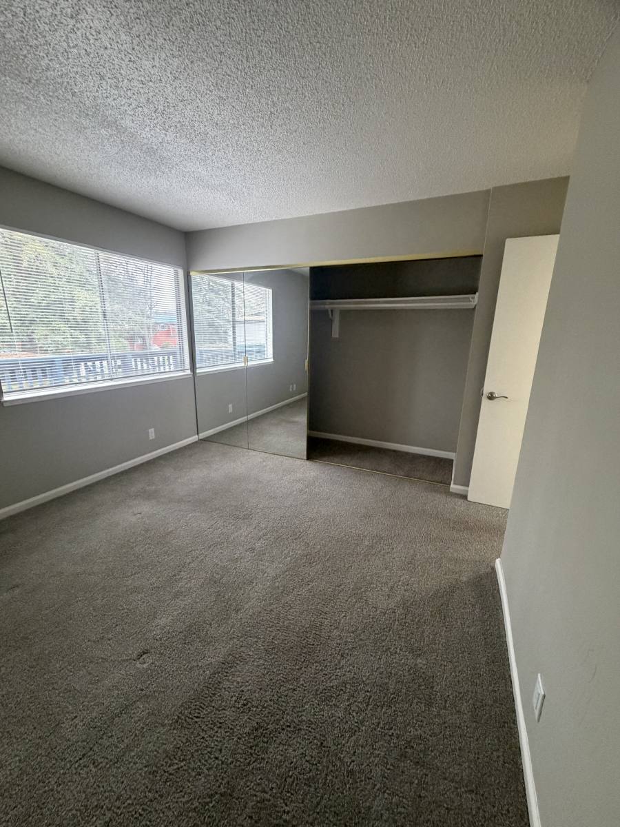 Apartment for rent at 2024 Sierra Rd #16, Concord, CA 94518