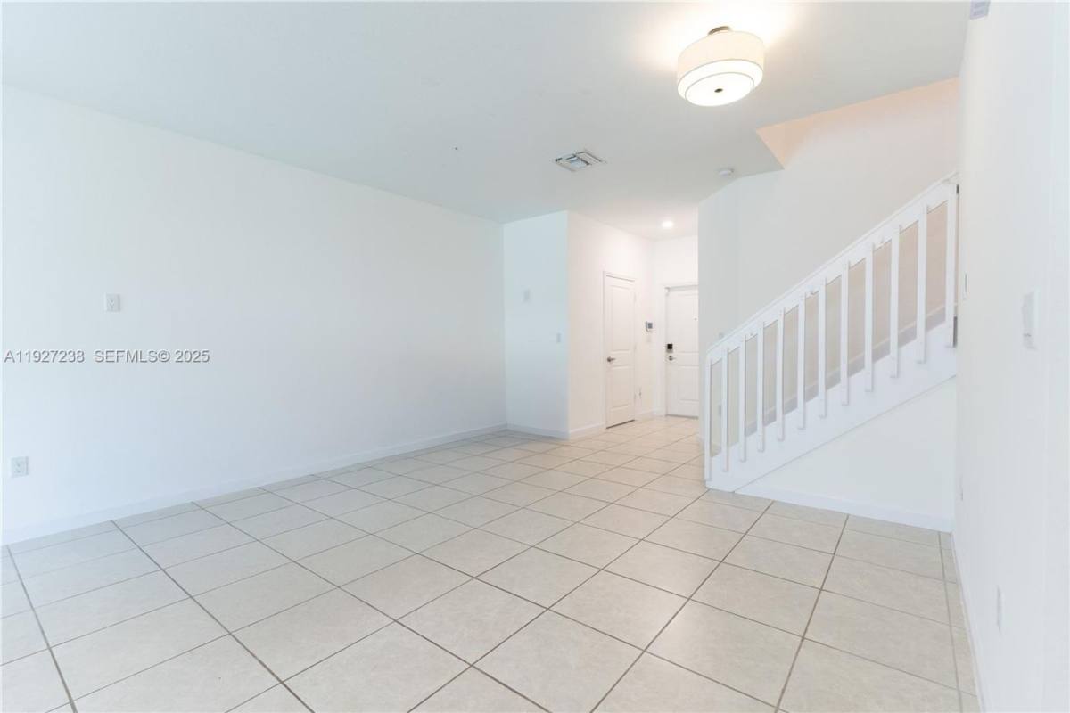 Townhouse for rent at 25185 SW 108th Ave, Homestead, FL 33032