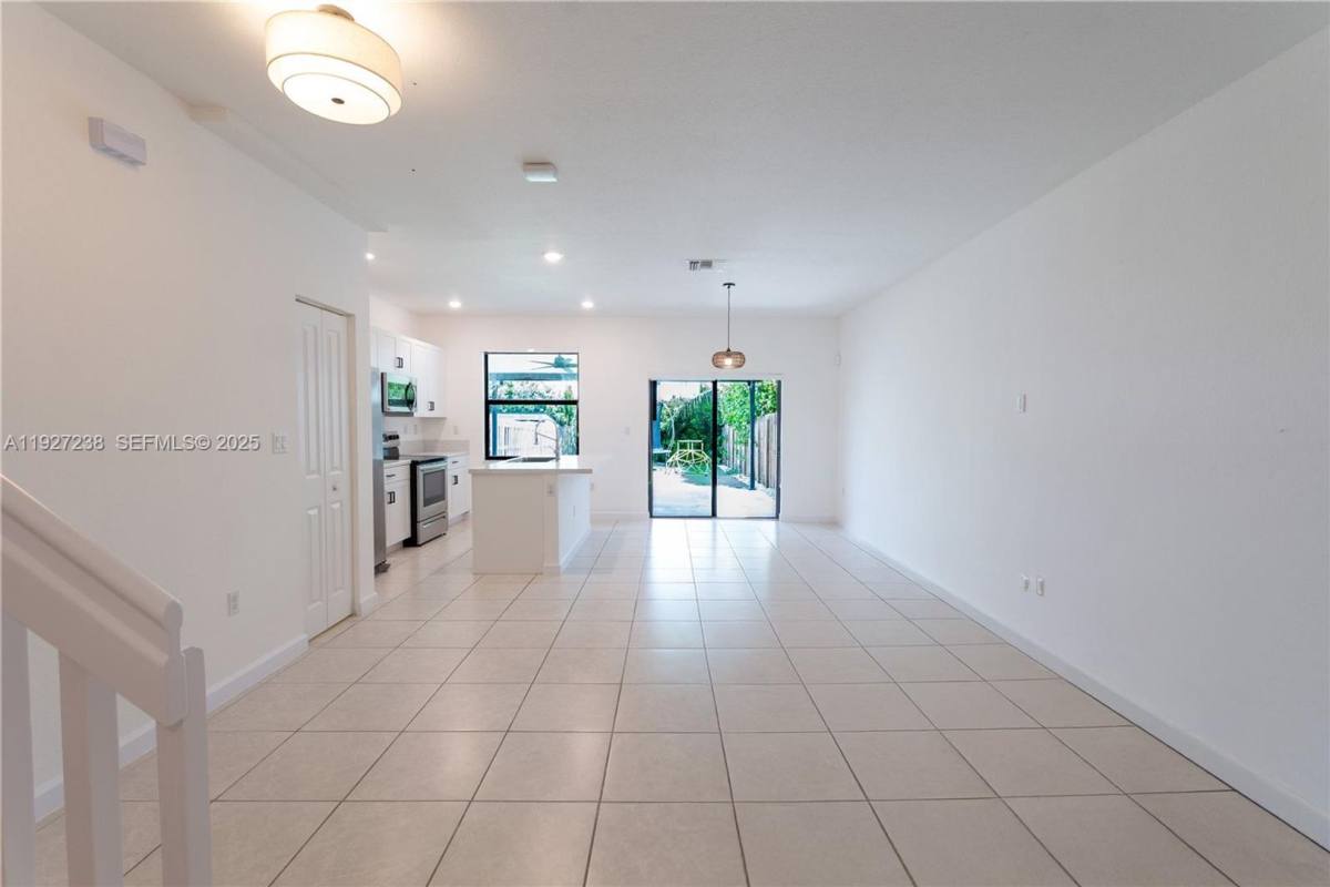 Townhouse for rent at 25185 SW 108th Ave, Homestead, FL 33032