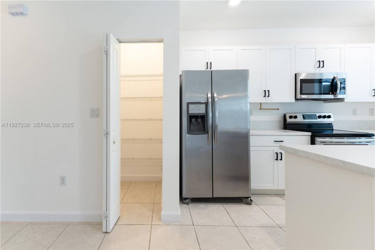 Townhouse for rent at 25185 SW 108th Ave, Homestead, FL 33032