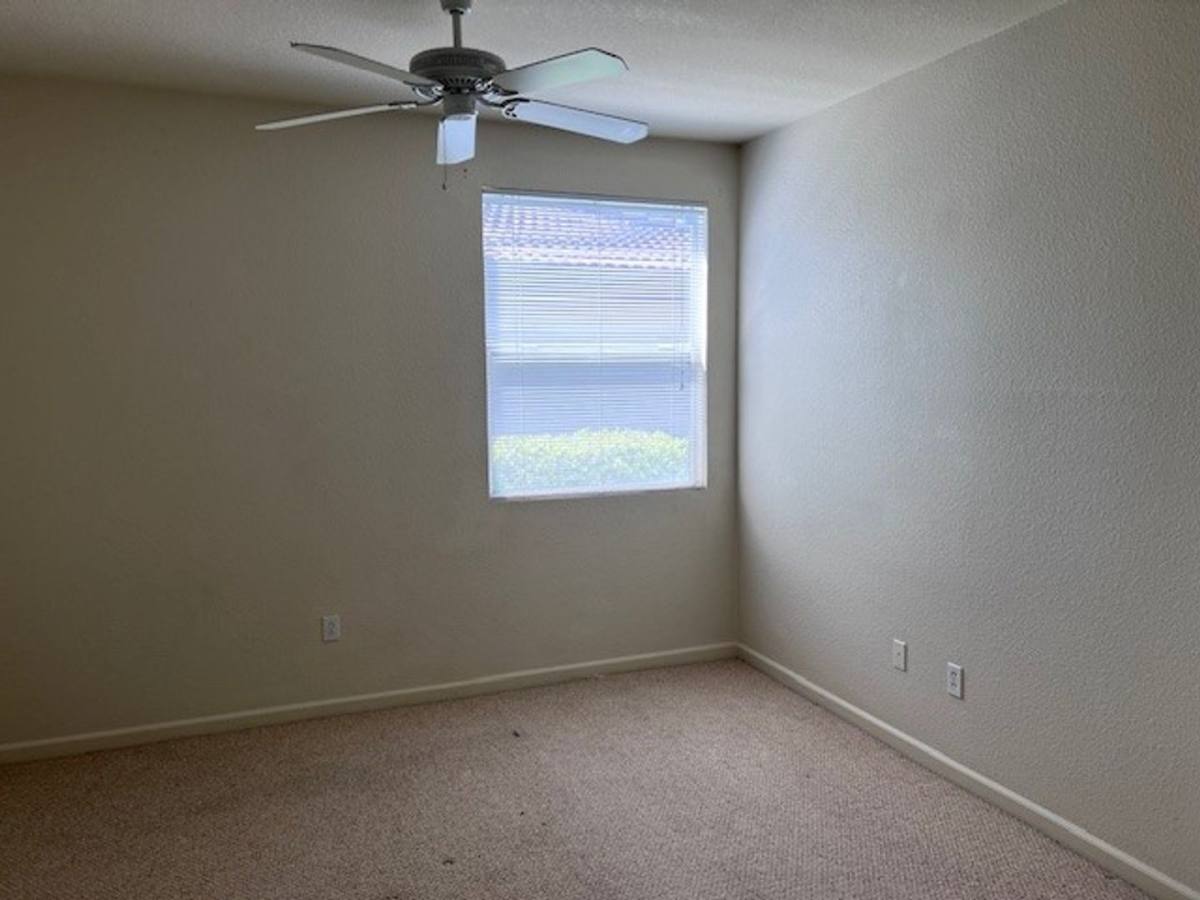 Condo for rent at 5201 Laguna Oaks Dr, Elk Grove, CA 95758