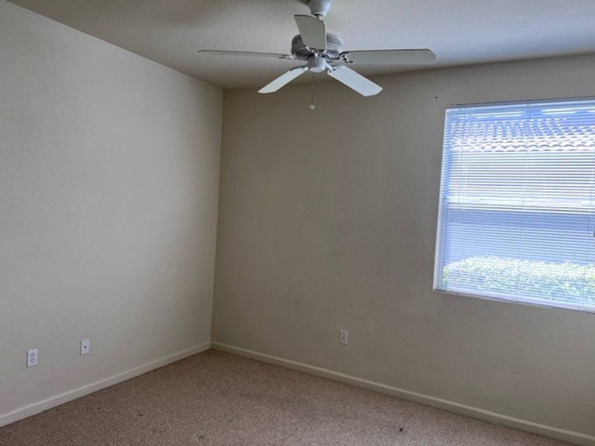 Condo for rent at 5201 Laguna Oaks Dr, Elk Grove, CA 95758