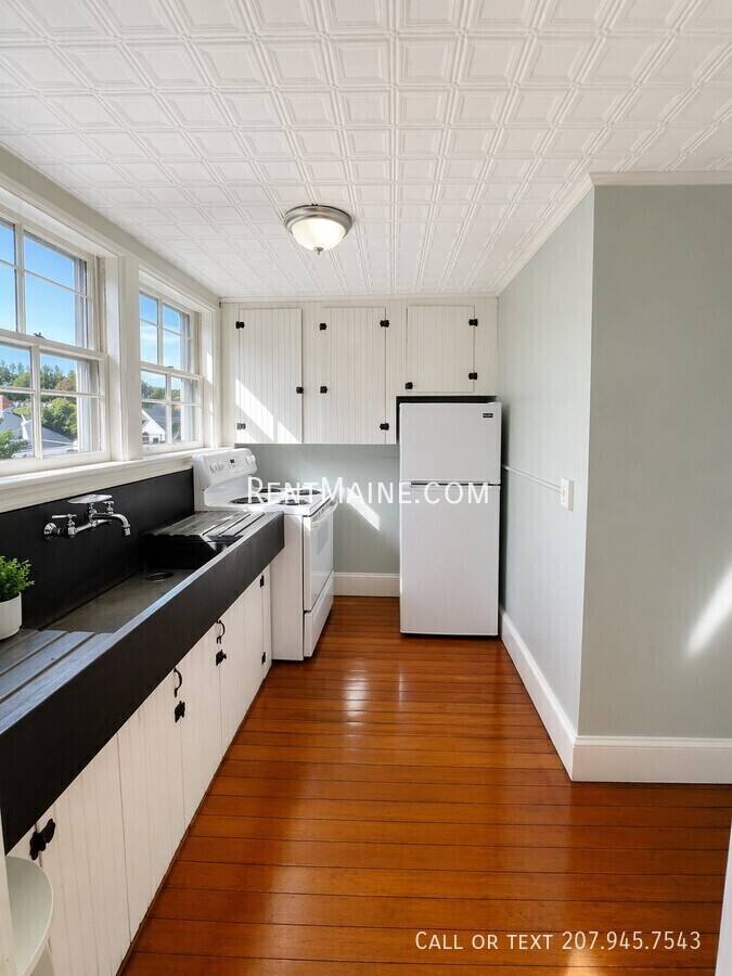 Apartment for rent at 269 French St E, Bangor, ME 04401