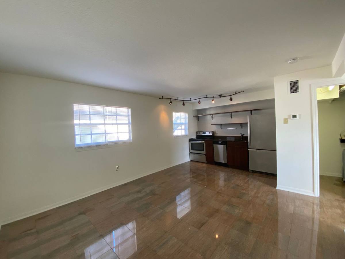 Apartment for rent at 2505 E Central Blvd, Orlando, FL 32803