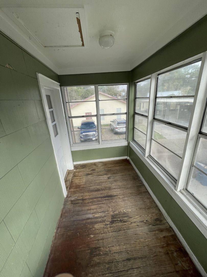Apartment for rent at 609 Jefferson Blvd, Lafayette, LA 70501
