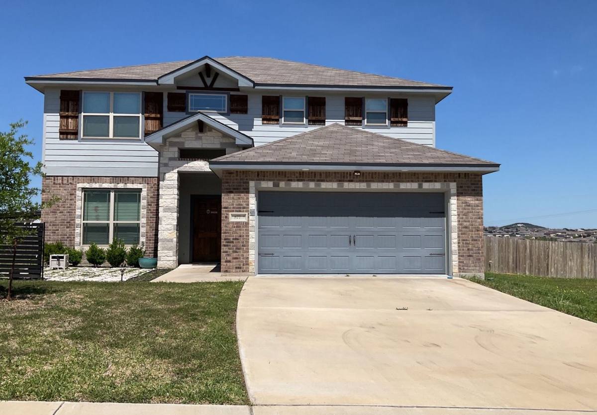 House for rent at 877 Ross Rd, Copperas Cove, TX 76522