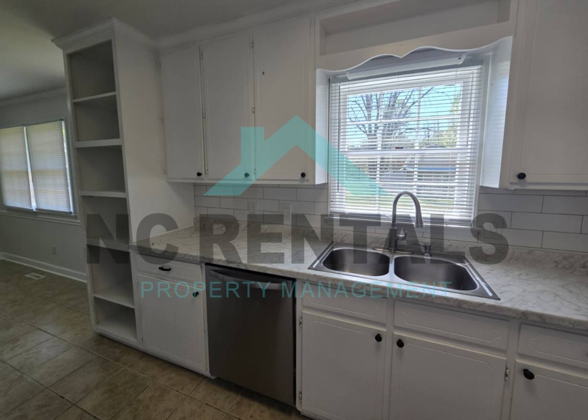 House for rent at 2300 Carlford Rd, Pleasant Garden, NC 27313