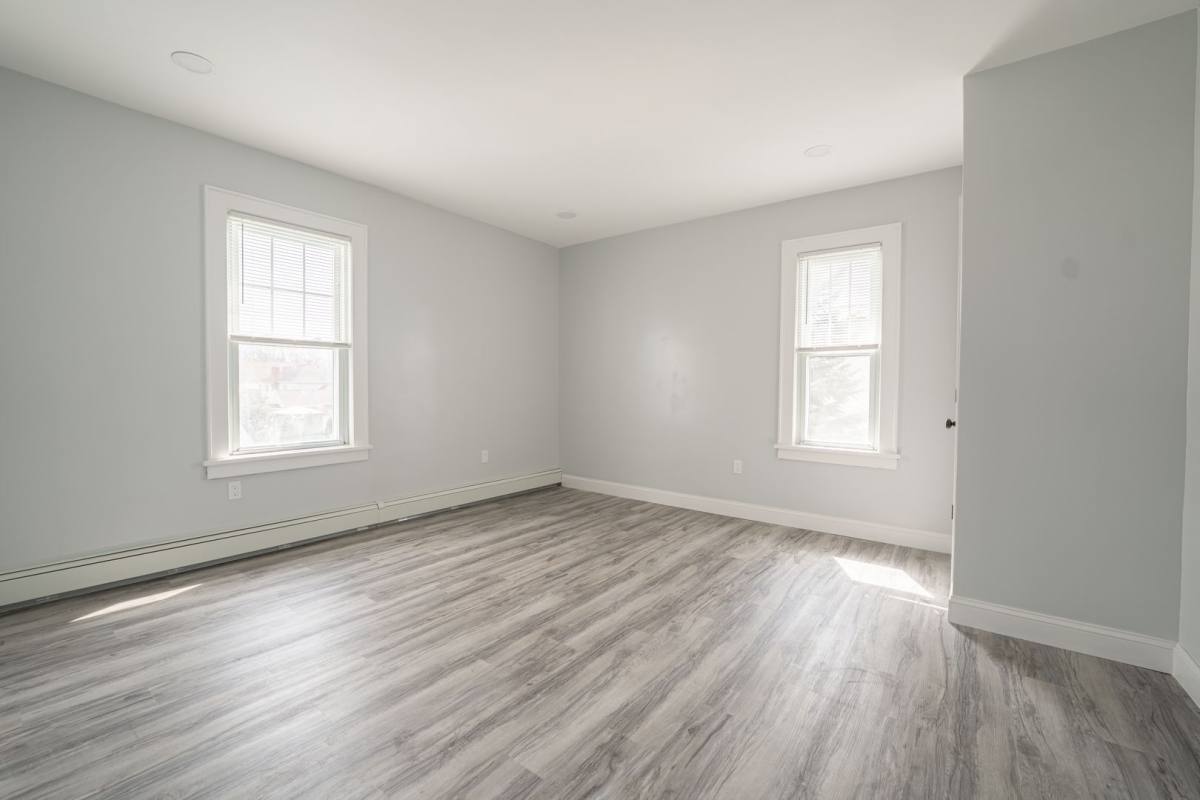 Apartment for rent at 194 N Chestnut St, Massapequa, NY 11758