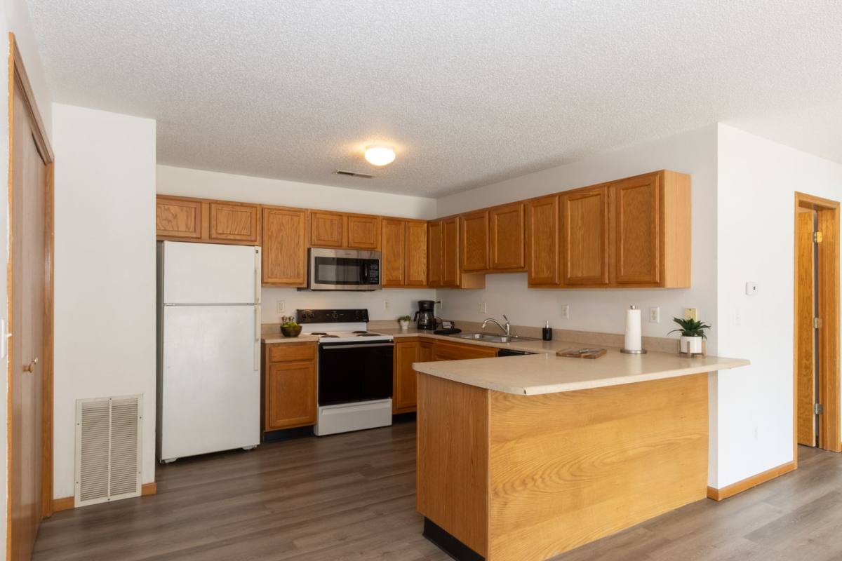 Apartment for rent at 531 - 627 Potter St, Tiffin, IA 52340