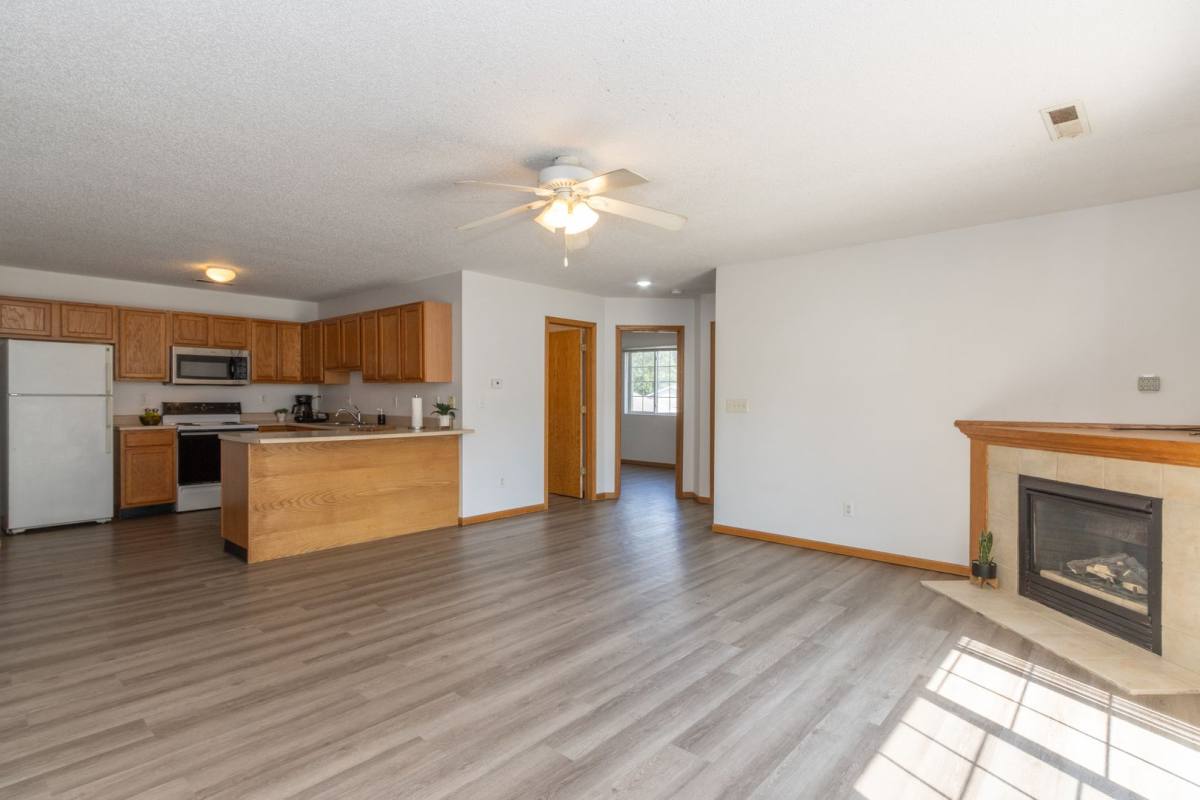 Apartment for rent at 531 - 627 Potter St, Tiffin, IA 52340