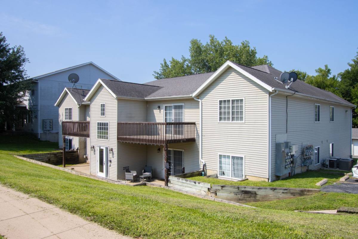 Apartment for rent at 531 - 627 Potter St, Tiffin, IA 52340