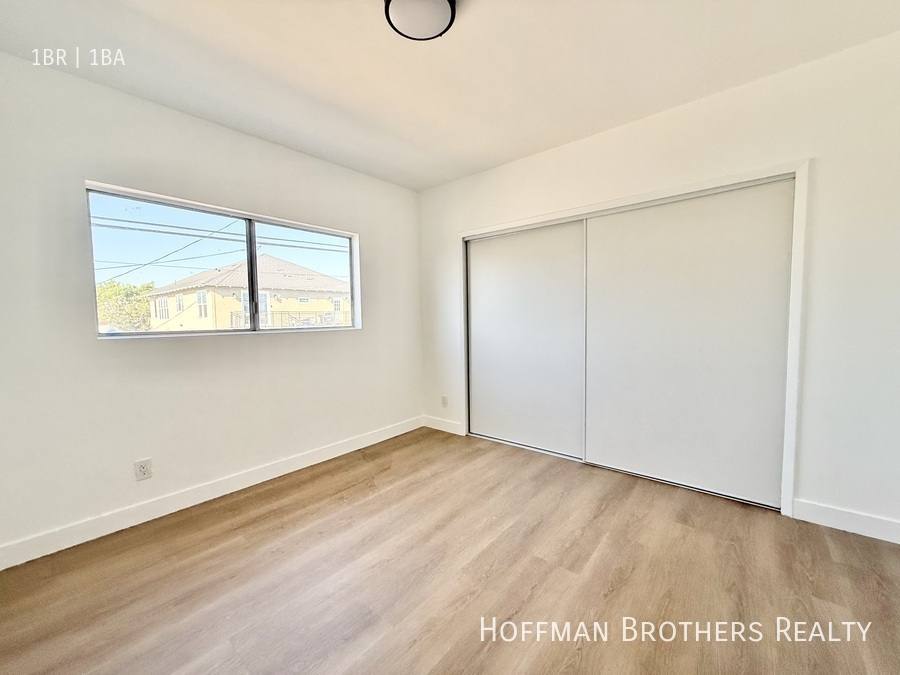 Apartment for rent at 4639 W 17th St #8, Los Angeles, CA 90019