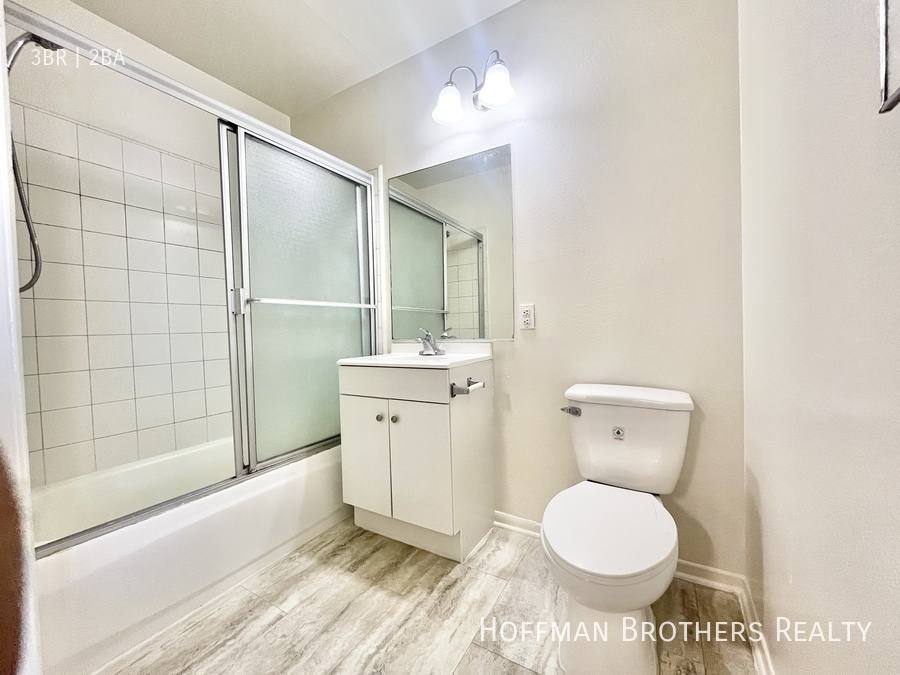 Apartment for rent at 982 S New Hampshire Ave #104, Los Angeles, CA 90006