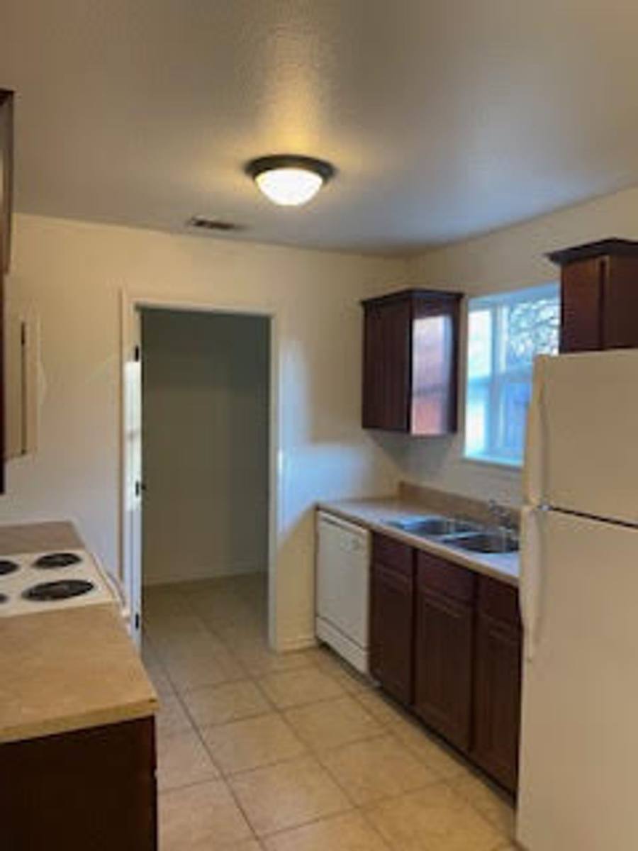 Apartment for rent at 1030 Kight, Stephenville, TX 76401