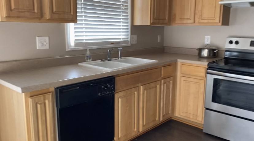 Townhouse for rent at 13009 Washington Court, Kansas City, KS 66109