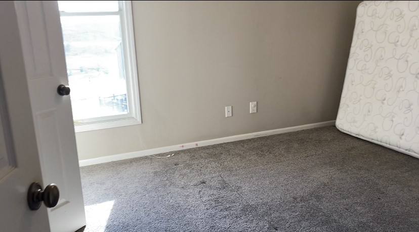 Townhouse for rent at 13009 Washington Court, Kansas City, KS 66109