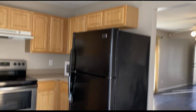 Townhouse for rent at 13009 Washington Court, Kansas City, KS 66109