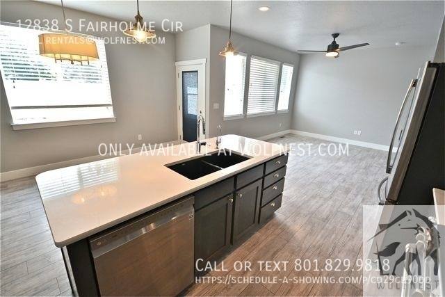 Townhouse for rent at 12838 S Fairholme Circle, Herriman, UT 84096