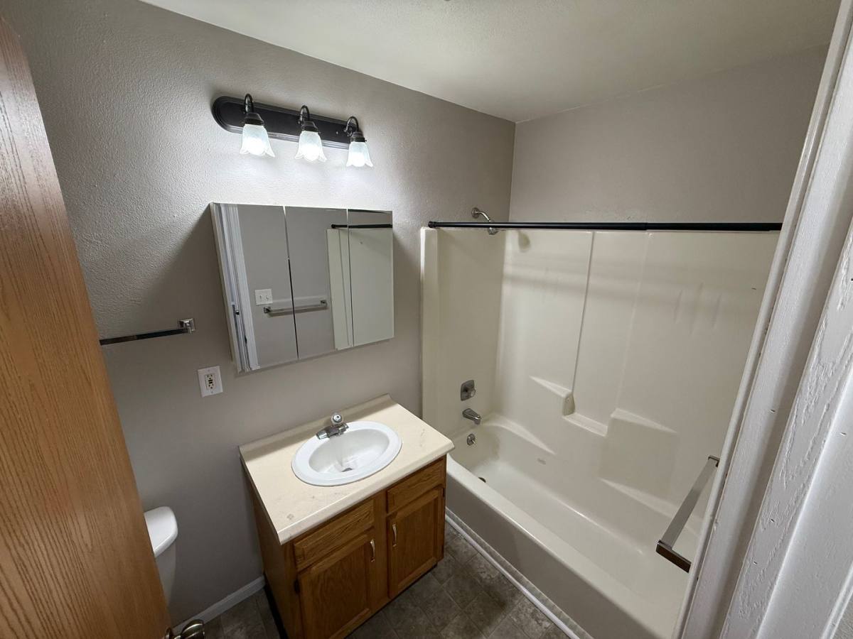 Apartment for rent at 1016 Charles St, La Crosse, WI 54603