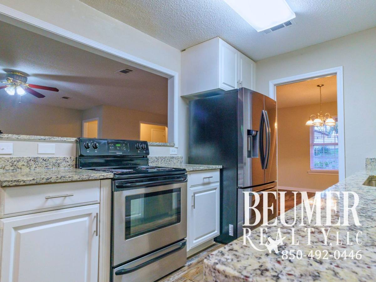 House for rent at 231 S 69th Ave, Pensacola, FL 32506