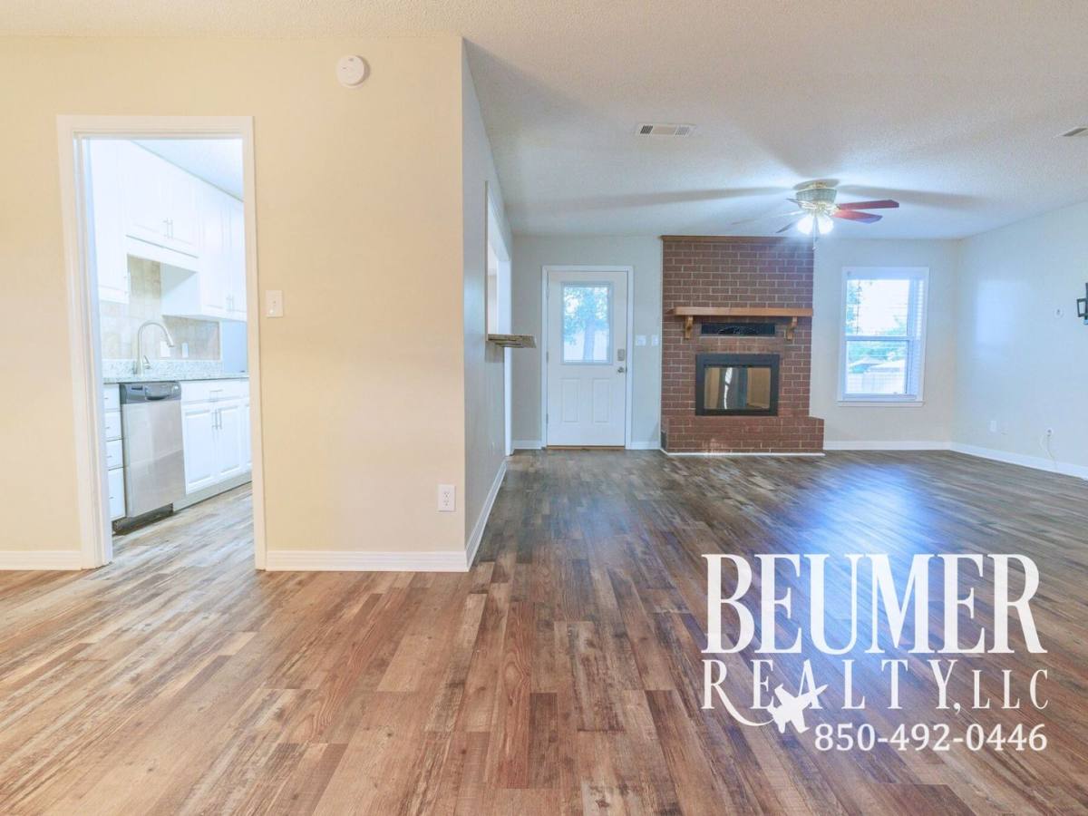 House for rent at 231 S 69th Ave, Pensacola, FL 32506