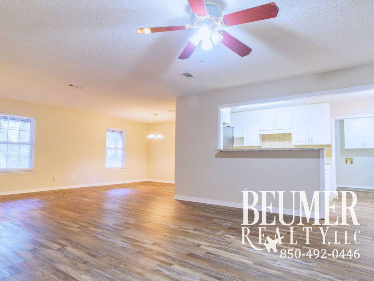 House for rent at 231 S 69th Ave, Pensacola, FL 32506