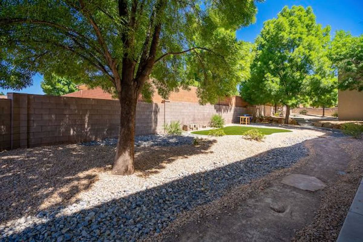 Condo for rent at 184 S Valley View Dr, Saint George, UT 84770