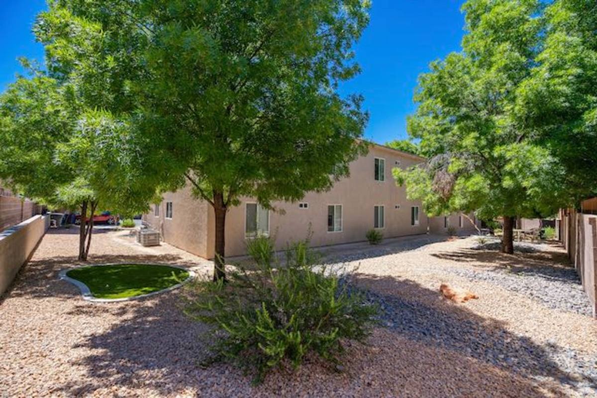 Condo for rent at 184 S Valley View Dr, Saint George, UT 84770