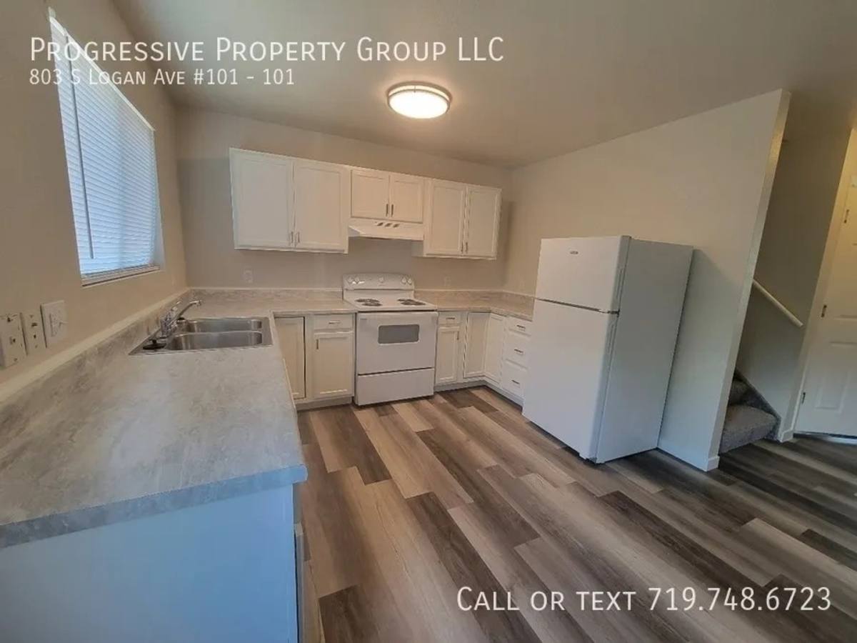 Townhouse for rent at 803 S Logan Ave #101, Colorado Springs, CO 80910