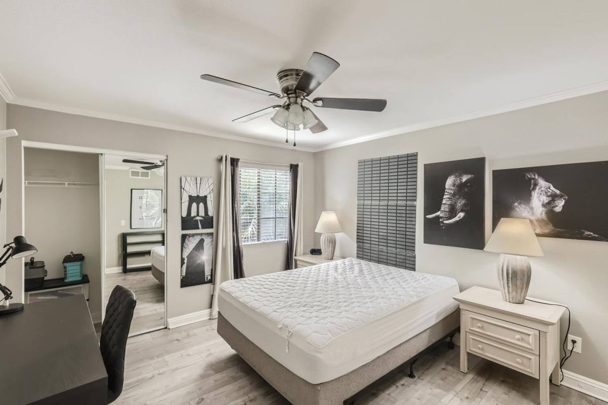 Condo for rent at 5146 S Jones Blvd, Las Vegas, NV 89118