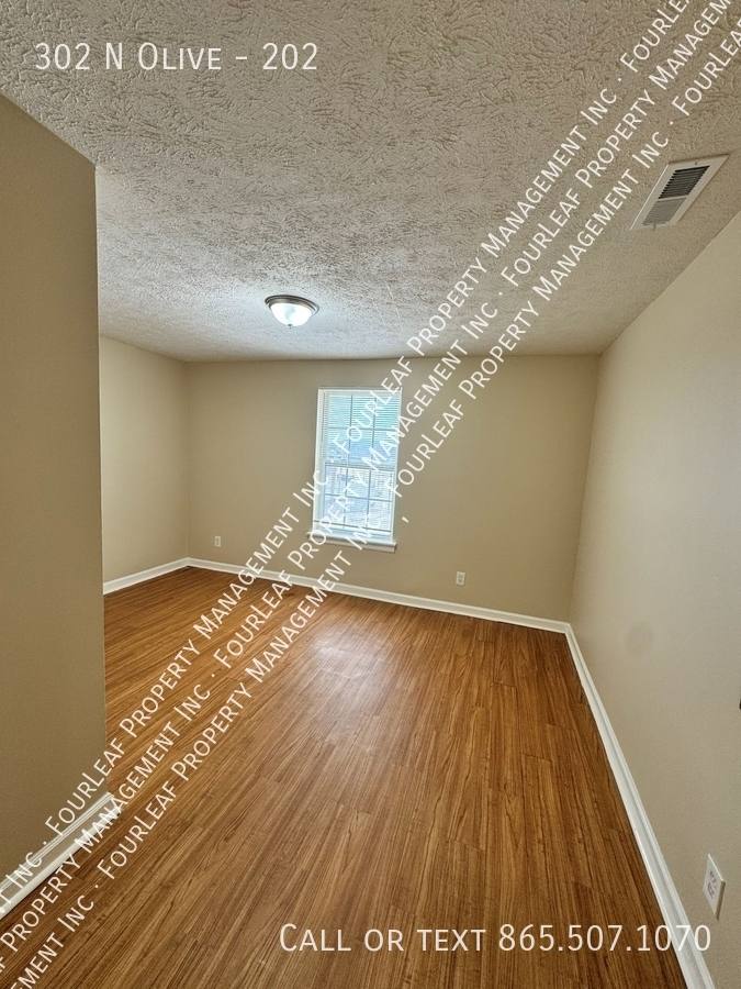 Apartment for rent at 302 N Olive #202, Knoxville, TN 37917