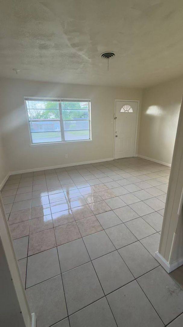 House for rent at 3064 Clover Dr, Mesquite, TX 75150