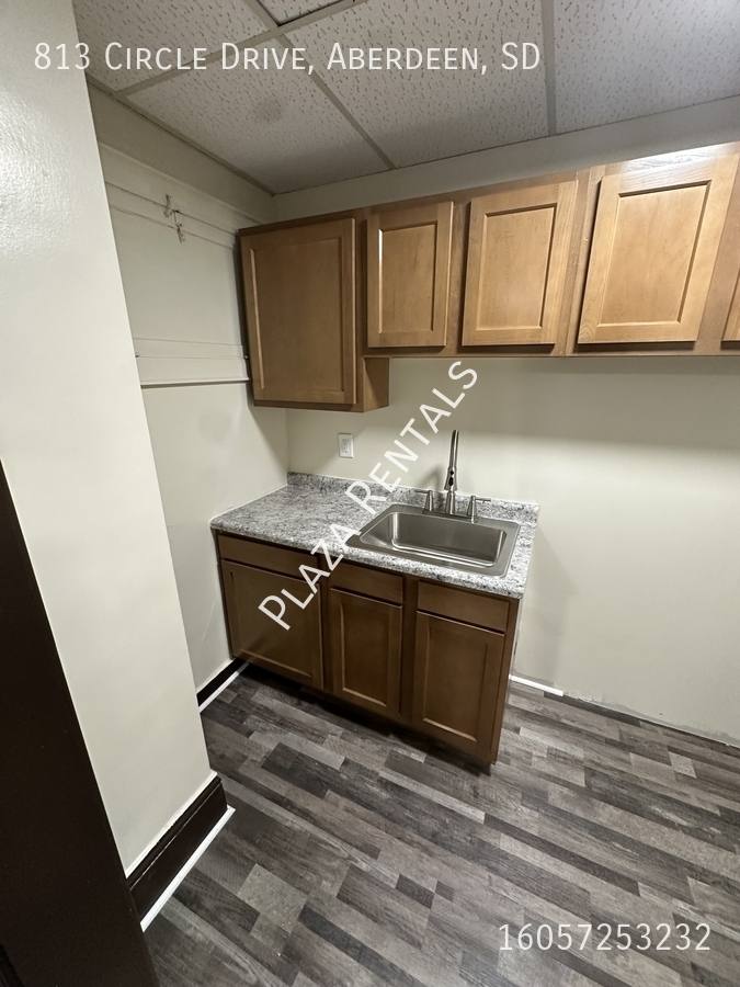 Apartment for rent at 19 7th Ave SE #5, Aberdeen, SD 57401