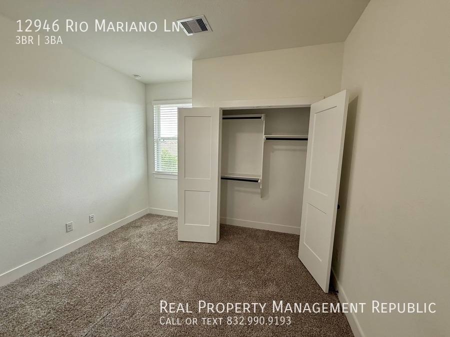 Townhouse for rent at 12946 Rio Mariano Lane, Cypress, TX 77433
