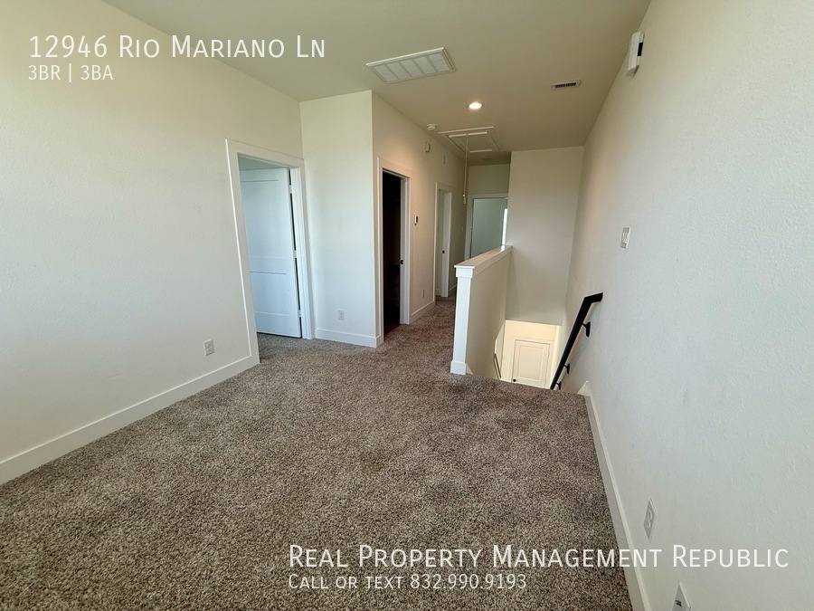 Townhouse for rent at 12946 Rio Mariano Lane, Cypress, TX 77433