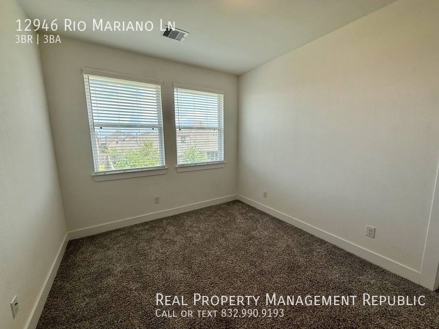 Townhouse for rent at 12946 Rio Mariano Lane, Cypress, TX 77433