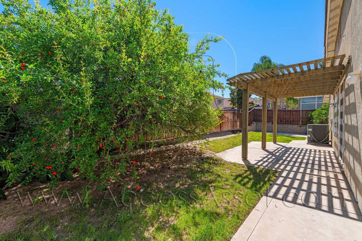 House for rent at 27090 Adelanto Dr, Corona, CA 92883