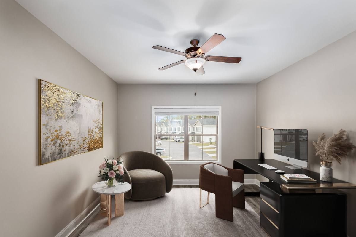 Townhouse for rent at 608 E 4th St, Adel, GA 31620