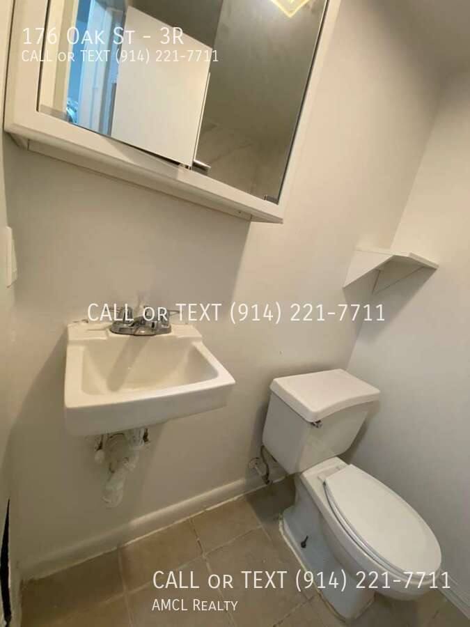 Apartment for rent at 176 Oak St #3R, Yonkers, NY 10701