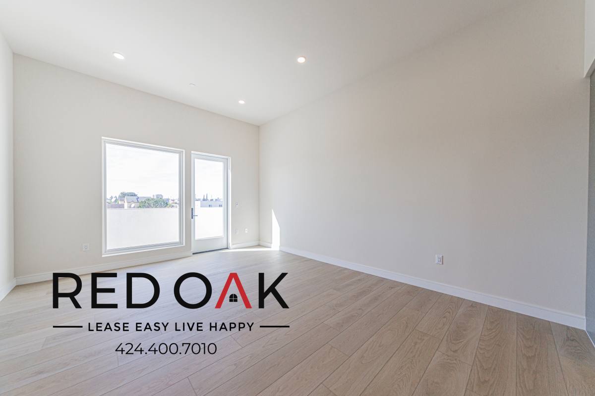 Condo for rent at 5320 Cartwright Ave #406, North Hollywood, CA 91601