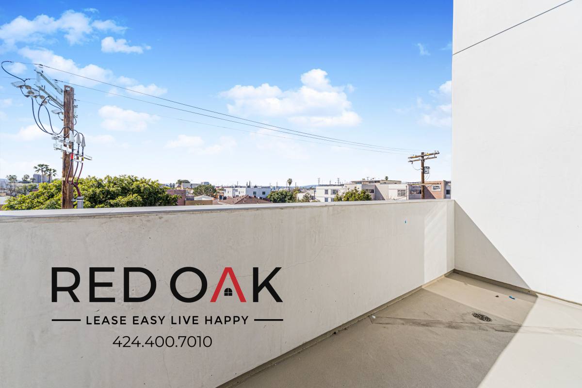 Condo for rent at 5320 Cartwright Ave #406, North Hollywood, CA 91601